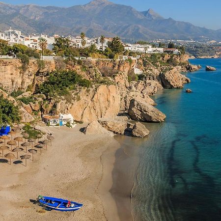 Wonderful Flat With Seaview In Nerja Lägenhet Exteriör bild