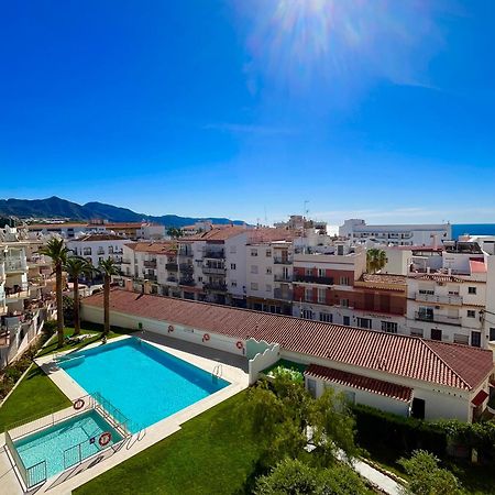 Wonderful Flat With Seaview In Nerja Lägenhet Exteriör bild
