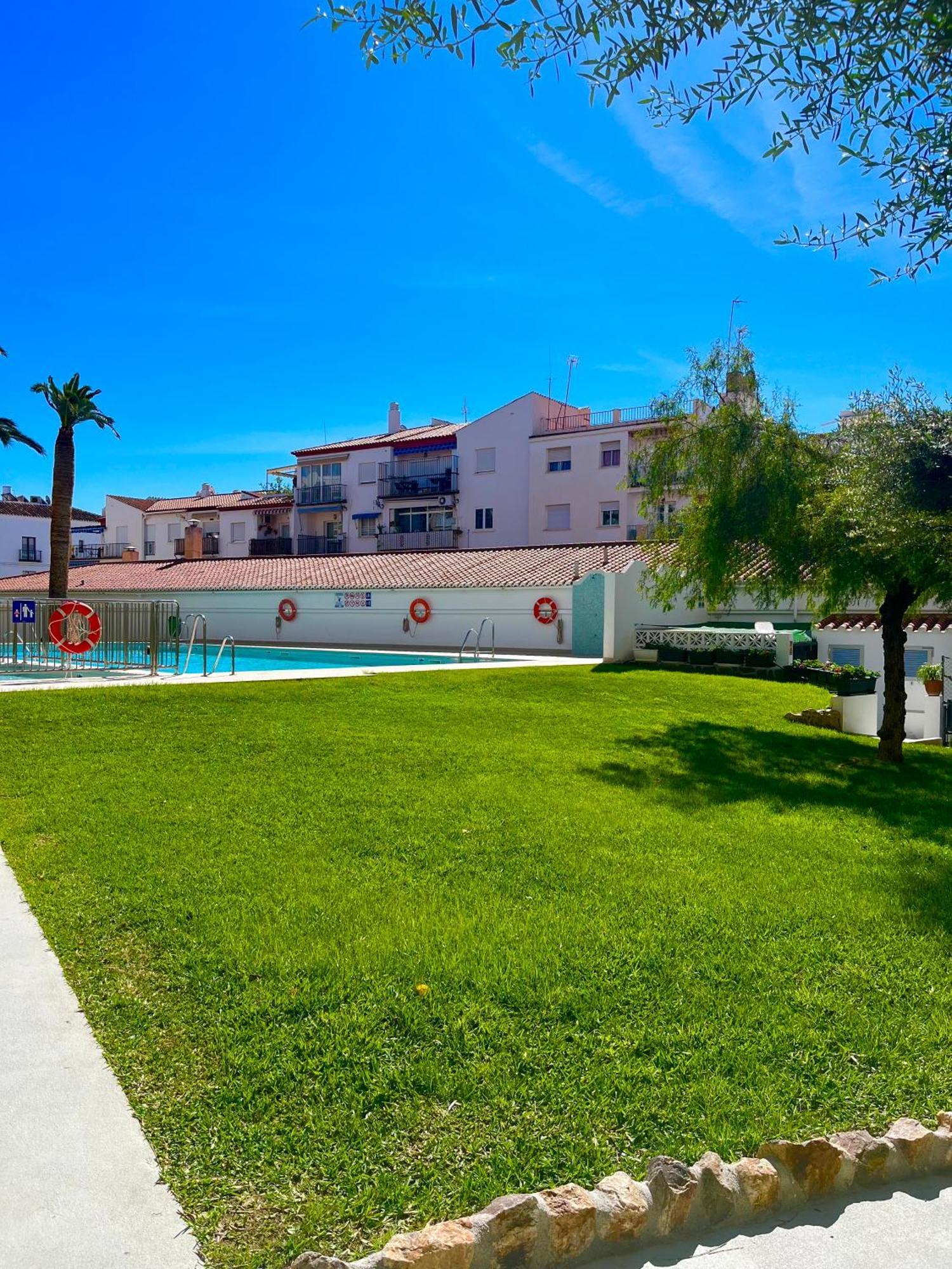 Wonderful Flat With Seaview In Nerja Lägenhet Exteriör bild